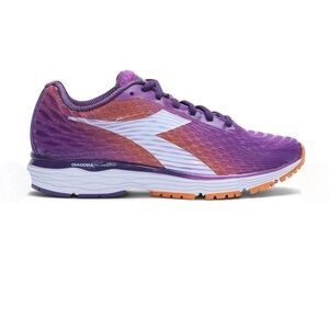 DIADORA women’s MYTHOS BLUSHIELD FLY 3 Size 8.5